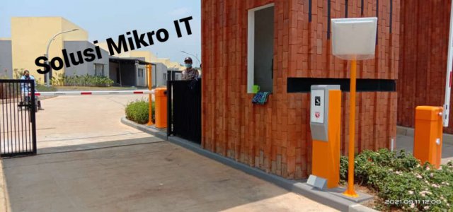 Samanea Hills Parung Palang pintu otomatis